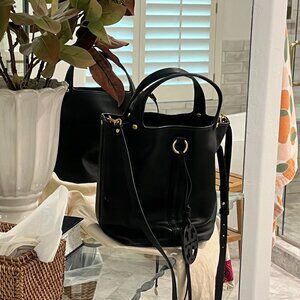 Tory Burch Black Leather Bucket Bag